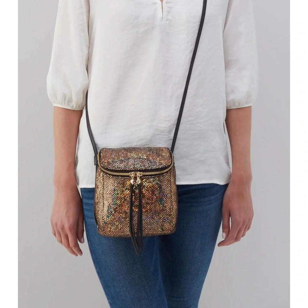 HOBO Fern convertible Backpack/Crossbody NWT - Picture 3 of 10